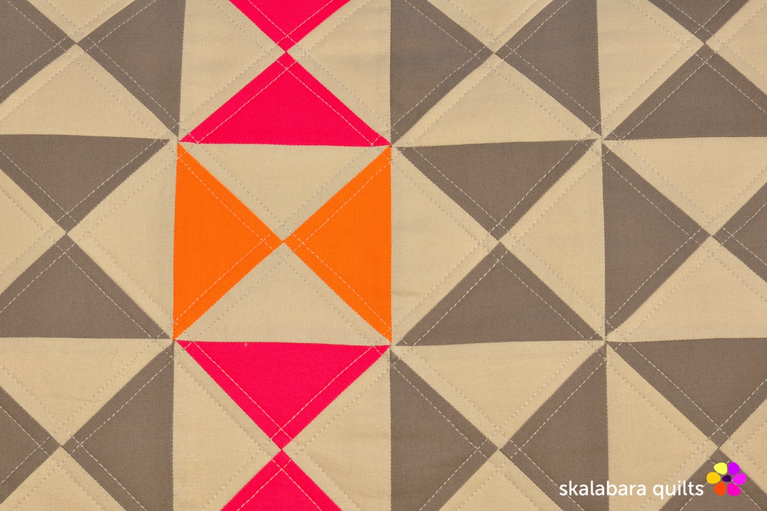 cushion cover hourglass detail 1 - skalabara quilts
